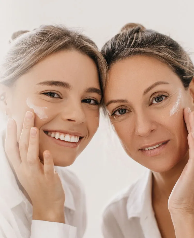 Women with Joko Blend cosmetics